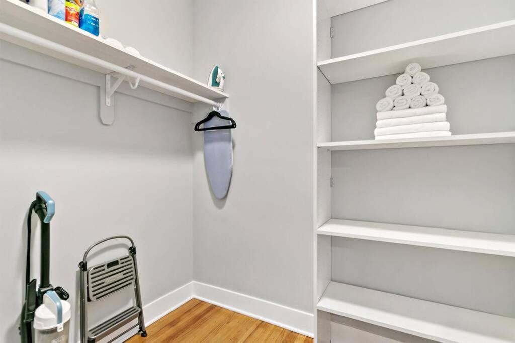 Well-Furnished 1Br Apt In Popular Spot - Belmont J3 Chicago Eksteriør billede